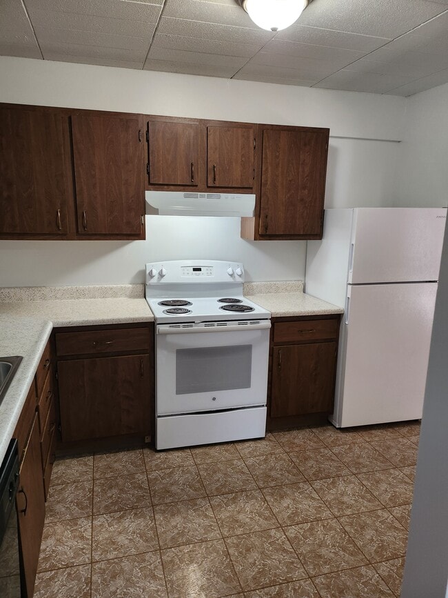 Kitchen - 2 bedroom - Pebble Creek