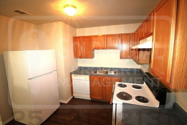 Photo - 3402 Barcelona Dr