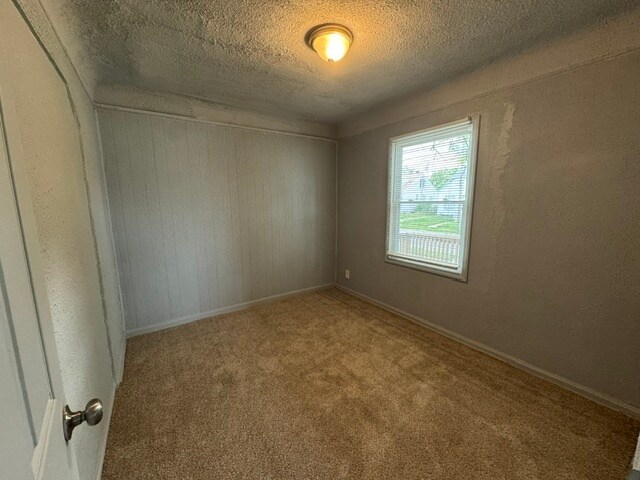 Photo - 20058 Bloom St