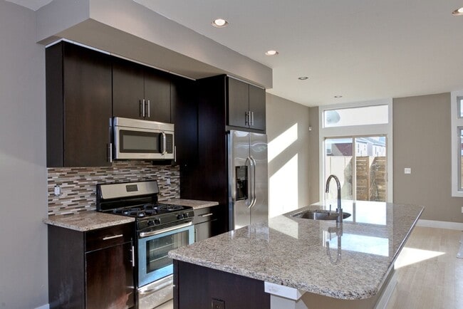 Photo - Queen Village Townhome