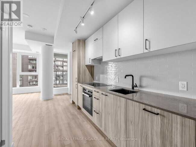 Photo - 5 Quarrington Ln Unit 3302