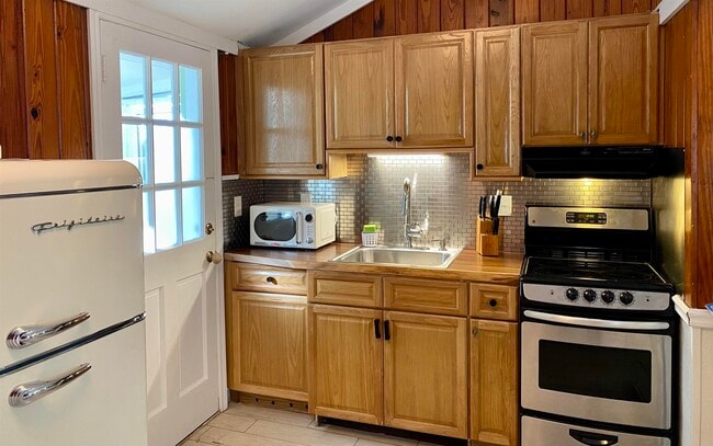 Photo - 408.5 Flagler Blvd