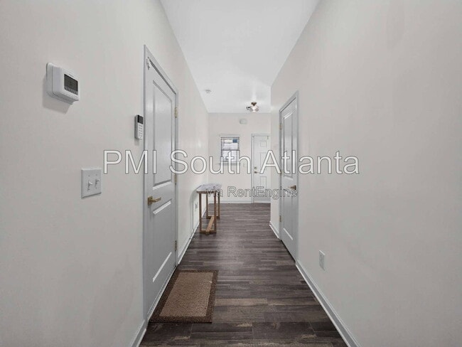 Photo - 4925 Lower Elm St