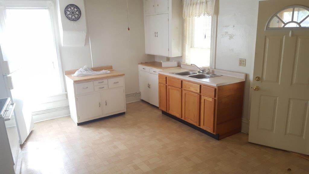 Photo - 410 Cross St