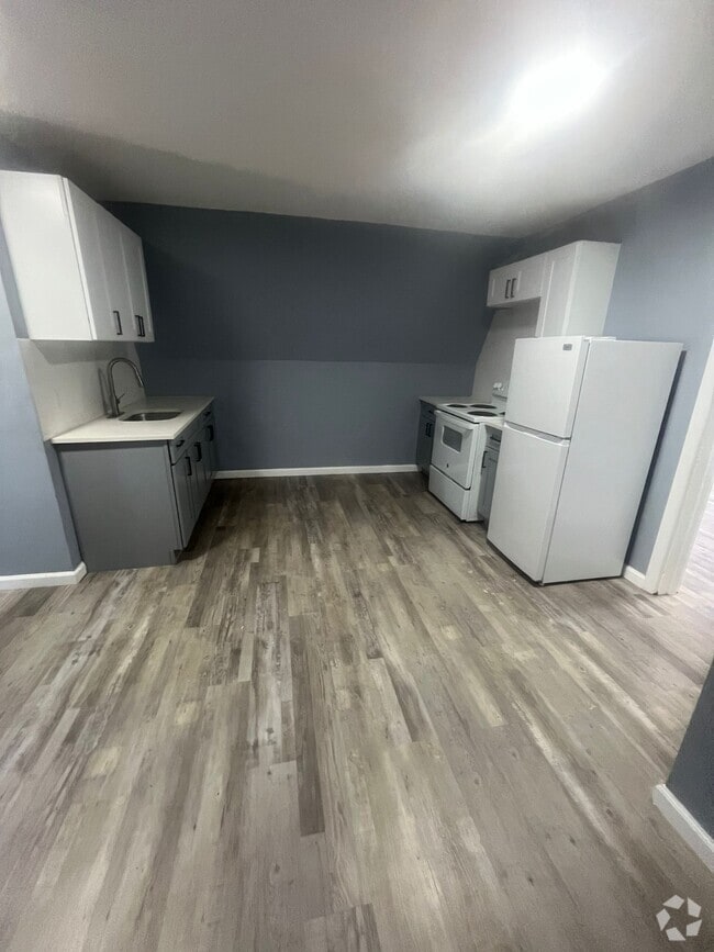 Building Photo - 76 Ellis Ave Unit 3 Rental