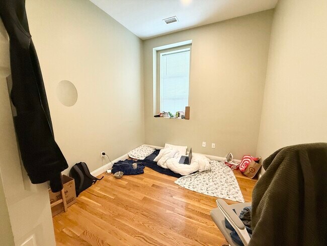 Photo - 409 Dudley St Unit 5