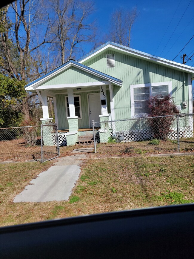 Building Photo - 1310 Elizabeth Ave Rental