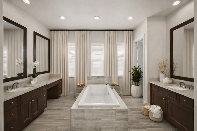 Photo - 2003 Covent Garden Station