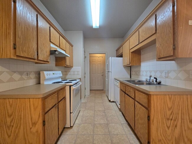 Photo - COMING SOON! Unidad 2802 Lucille Drive - A