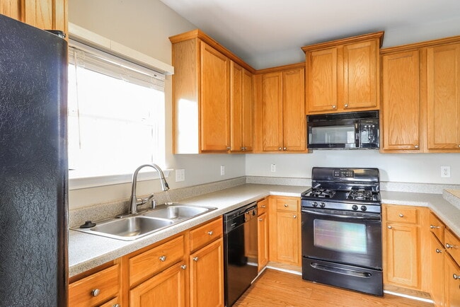 Photo - 4639 Liberty Square Dr