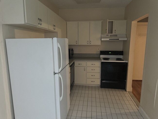 Photo - 114 Strathmore Rd Apartment Unit 203