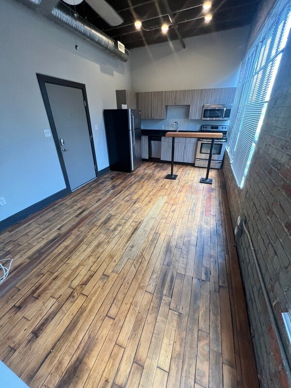 Photo - 123 Pine St Unidad 4