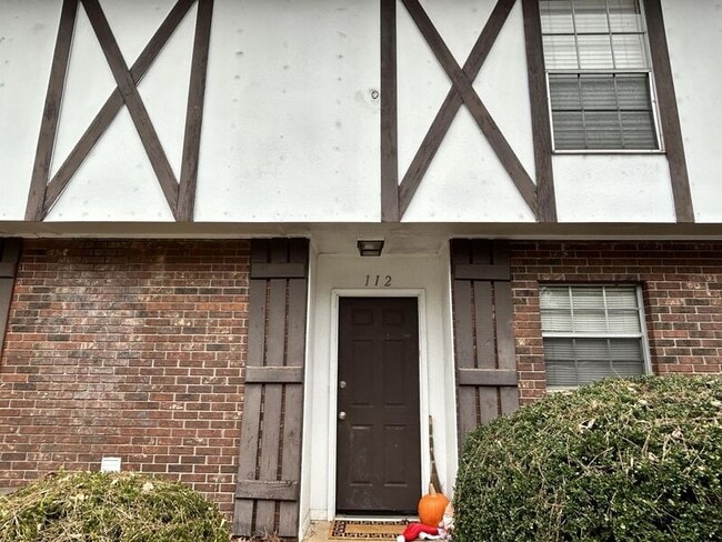 Photo - 1108 Tiger Blvd