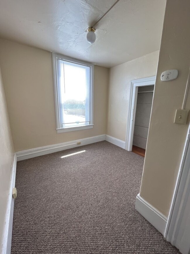 Photo - 2436 A St Unit 2436 A #B [PRM: Renee]