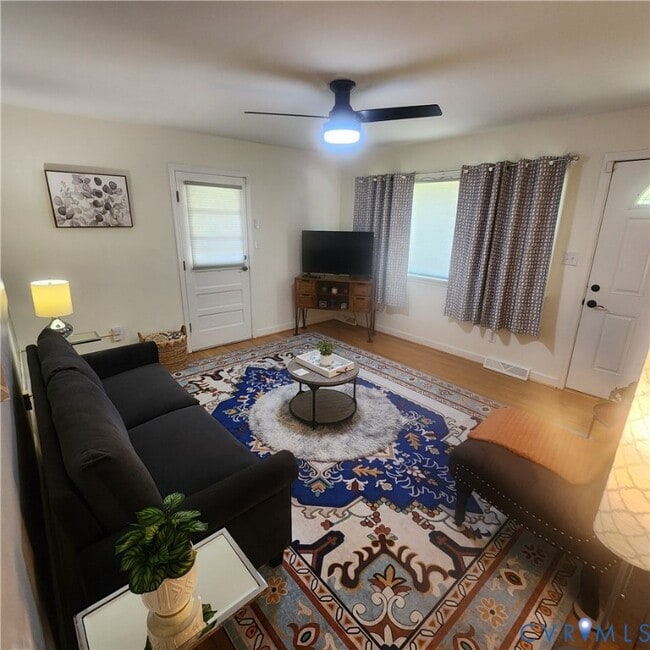 Photo - 9005 Pine Hill Rd