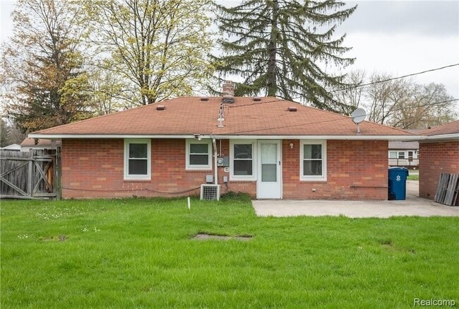 Photo - 31733 Kathryn St