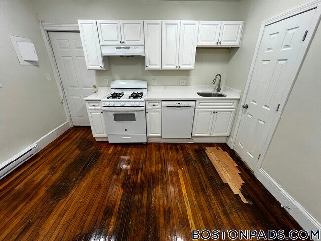 Photo - 100 River St Unit 2