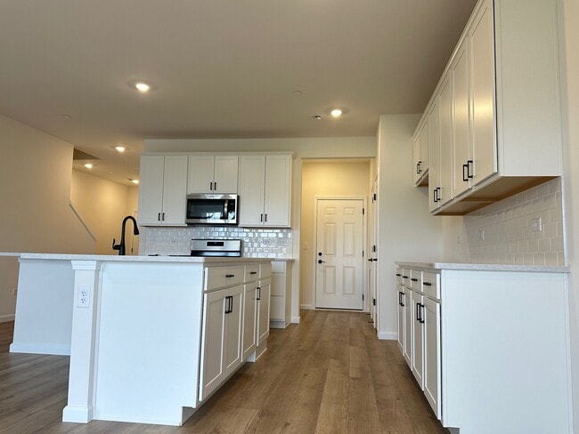 Photo - 5949 Hawkweed Dr