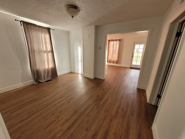 Photo - 1574 SE Sherrett Street