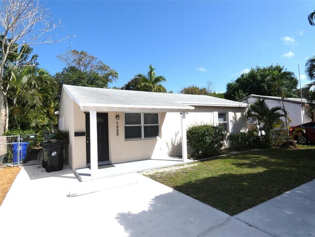 1528 NW 1st Ave
