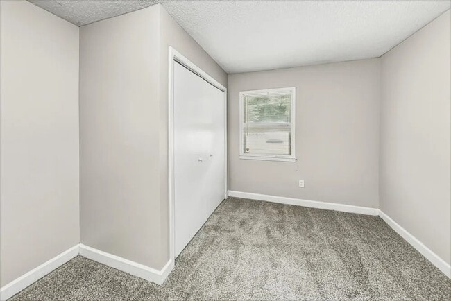Photo - 2751 Flagstone Dr SE