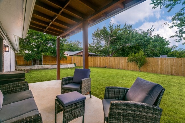 Photo - 1273 Palisades Dr