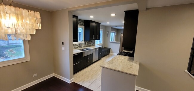 Photo - 1147 Needham Rd