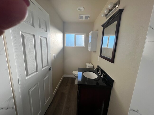 Photo - 8822 O'Melveny Ave