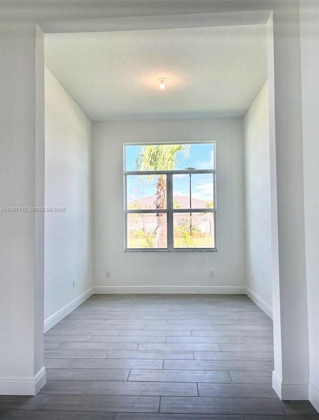 Photo - 5243 Rivo Alto Cir