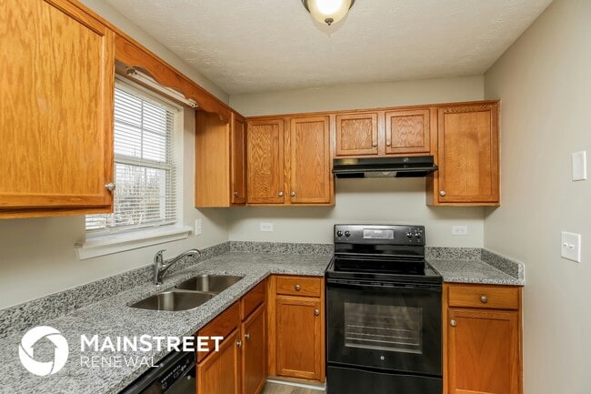 Photo - 34 Canter Ln