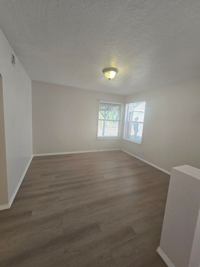 Photo - Beautiful 4 Bedroom 2 1/2 Bath Home in a Highly Desirable Neighborhood!