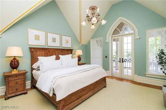 Photo - 730 21st Ave S