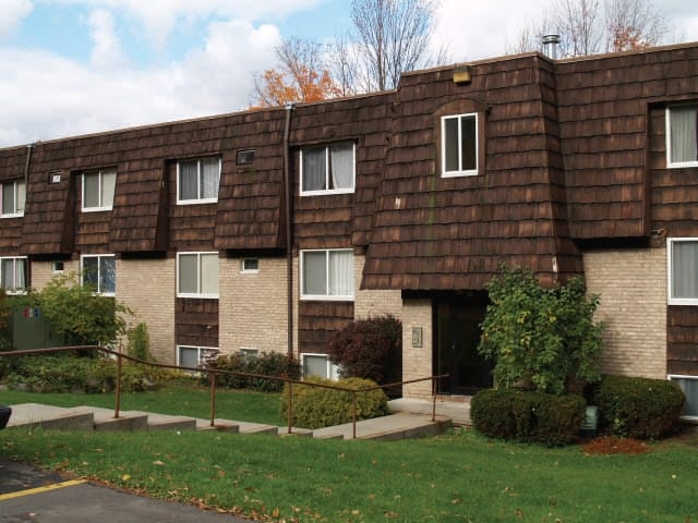 Fairmount Hills Apartments