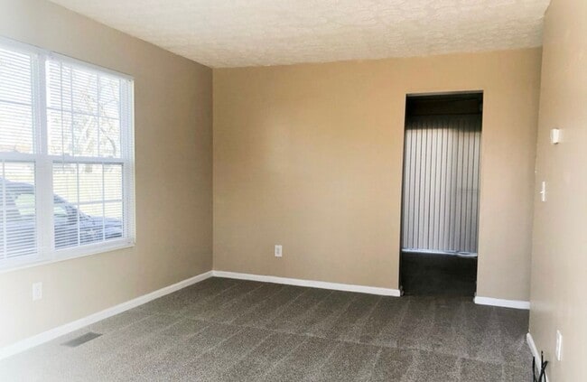 Photo - 5570 Maple Canyon Ave