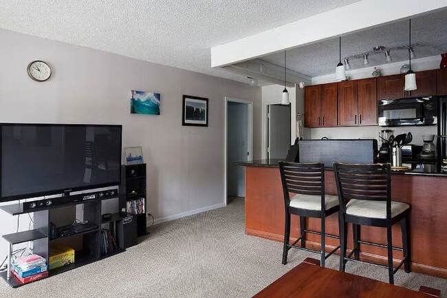 Photo - 2442 Kuhio Ave. Unit 802