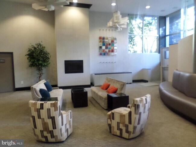 Photo - 4600 Connecticut Ave NW Unidad 630