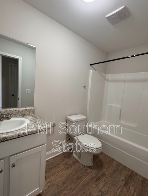 Photo - 208 Walnut Hill Dr Unidad D