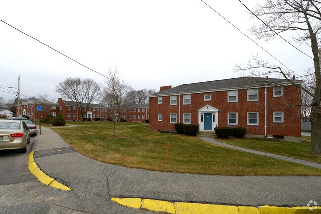 Shawomet Gardens - Shawomet Gardens