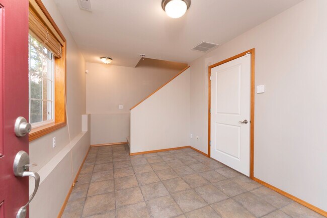 Photo - 1625 S Weller St