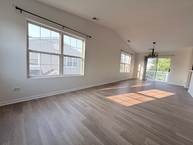 Photo - 1424 Westhampton Dr Unit 1424 Westhampton Drive
