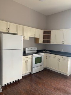 Photo - 73 King St W Unit 304