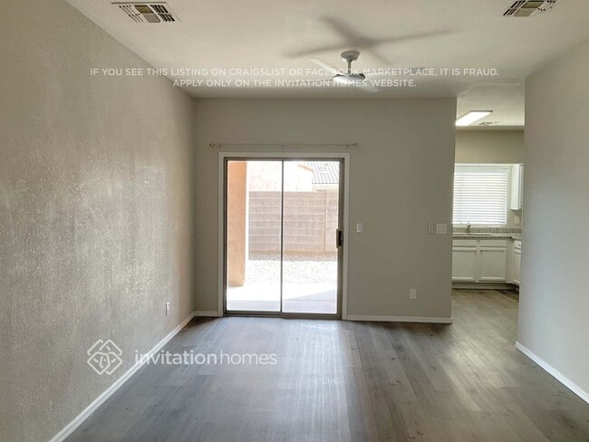 Photo - 10427 E Billings St