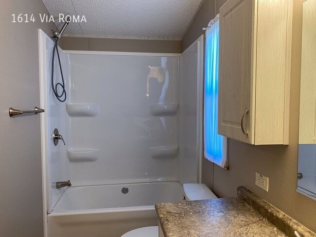 Photo - 1614 Via Roma Dr