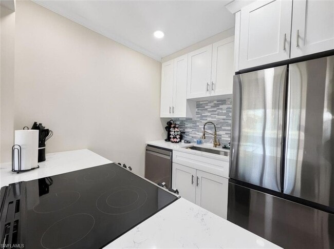 Photo - 473 12th Ave S