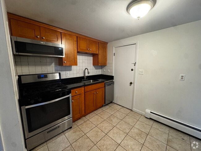Building Photo - 87 Madison St Unit 2R Rental