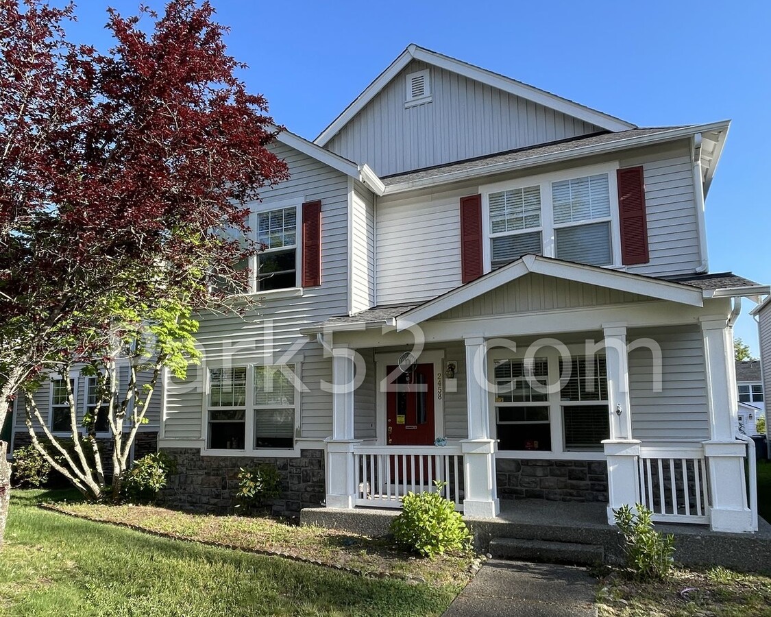 4 Bedroom DuPont Single Family - 4 Bedroom DuPont Single Family Casa