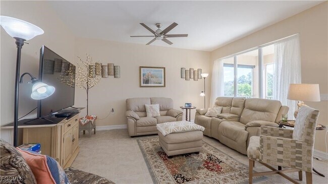 Photo - 10530 Amiata Way Unidad 302