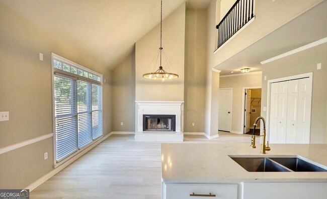 Photo - 2111 Highland Club Dr SE
