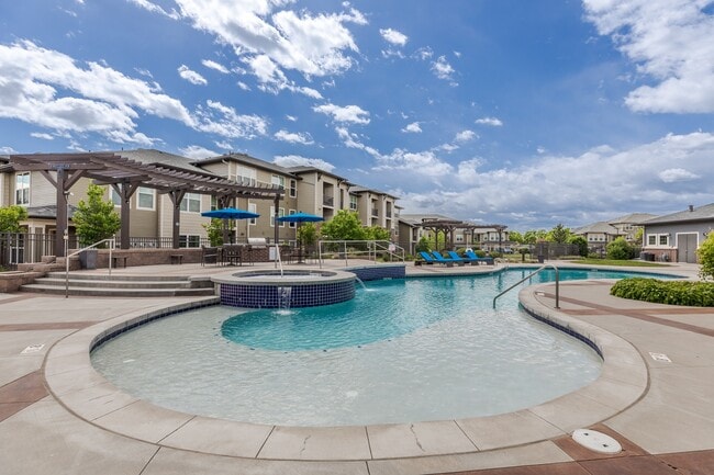 Resort-Style Swimming Pool & Spa
