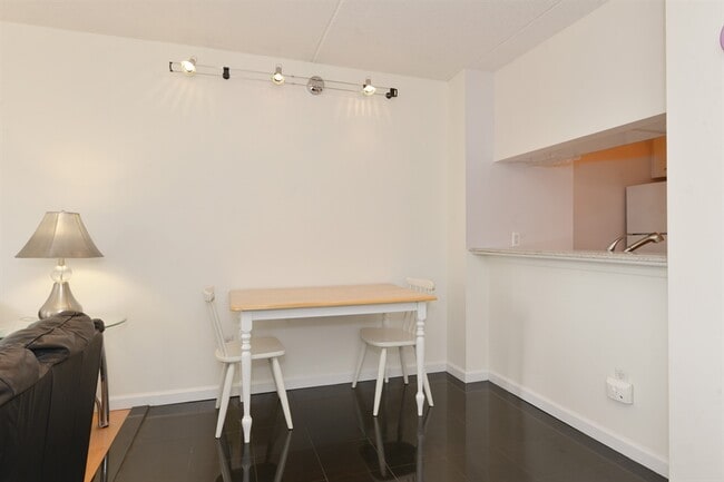 Photo - 4 Martine Ave Unit 412